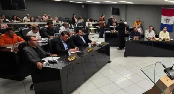 Câmara Municipal promove audiência pública sobre abandono de animais